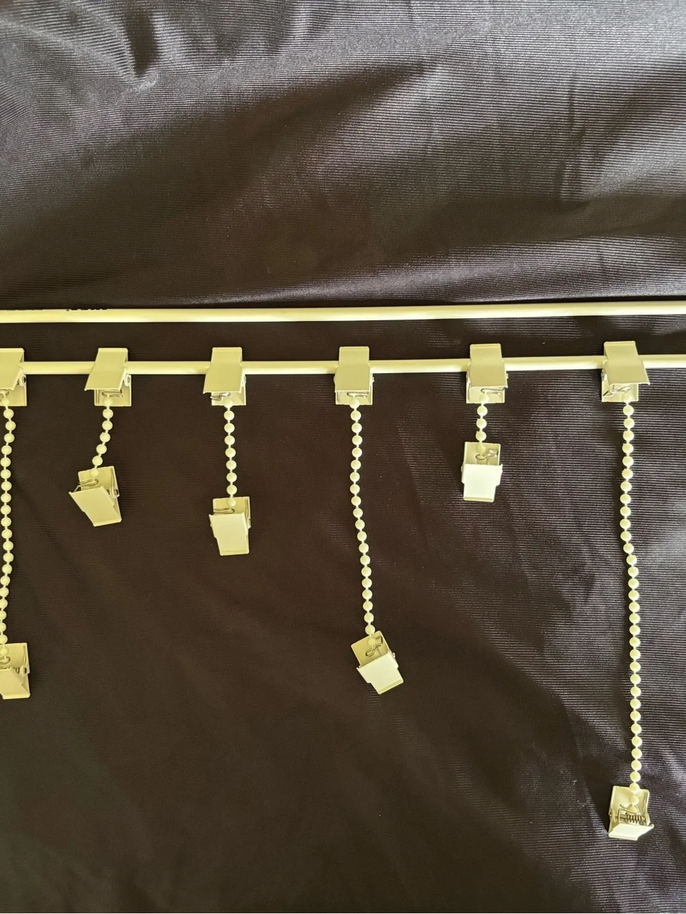 Ikea Fiskevik Photo Hanging Bar with Clips